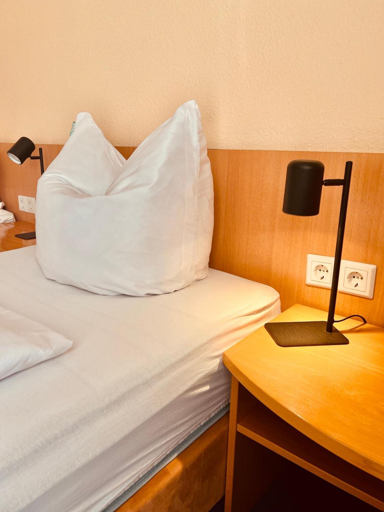 Tm Hotel Westfalen Luenen Bagian luar foto